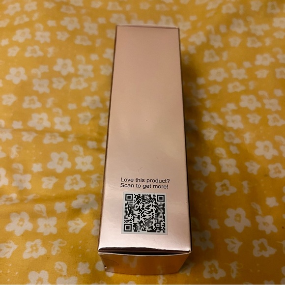 RealHer Probiotic Setting Spray & Clear/Black Makeup Clutch Set - Picture 6 of 13